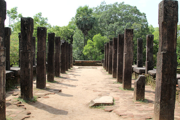 Council Chamber Colonnade