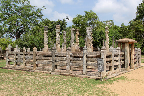 Nissanka Lata Mandapa