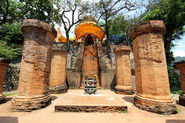 Po Nagar Temple