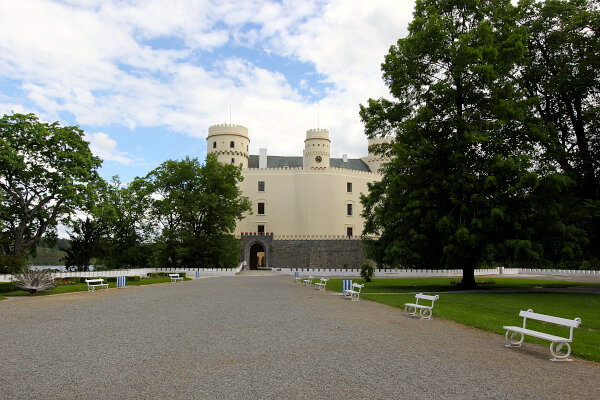 Orlik Castle