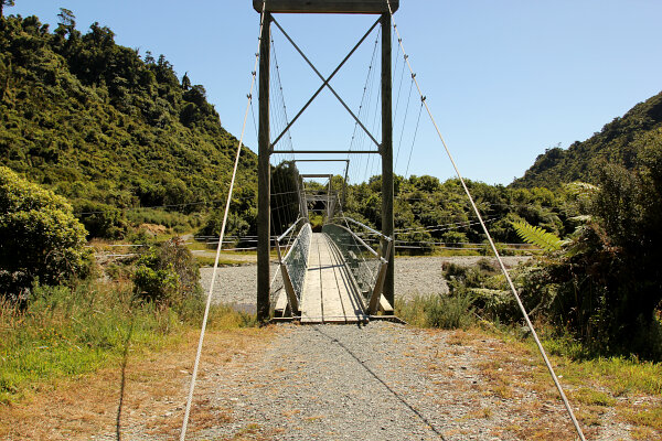 Punakaiki Swing Bridge